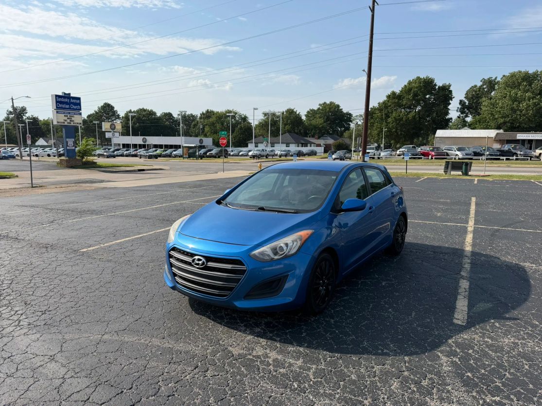 hyundai elantra gt 2017 KMHD35LH7HU360678 image hyundai elantra gt 2017 KMHD35LH7HU360678 image